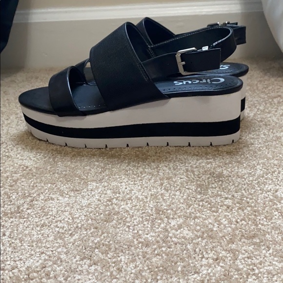 Circus by Sam Edelman Sandals!!! - Picture 2 of 3